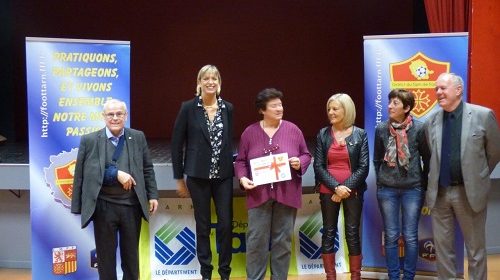 Sylvie Delpas honorée par le District dans le cadre du programmé éducatif fédéral